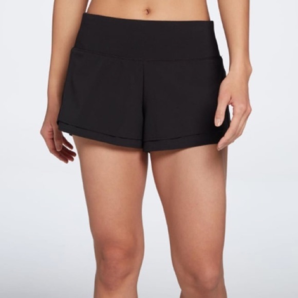 CALIA by Carrie Underwood Pants - NWT Calia Kick It Up Performance Shorts in black